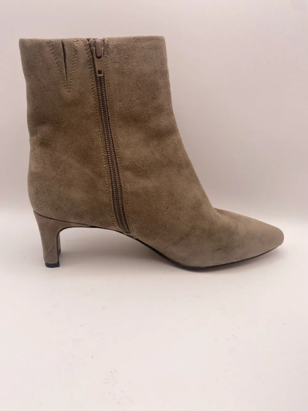 André Assous Women Winter Water Resistant Taupe Pointed Toe Bootie Sz 7.5